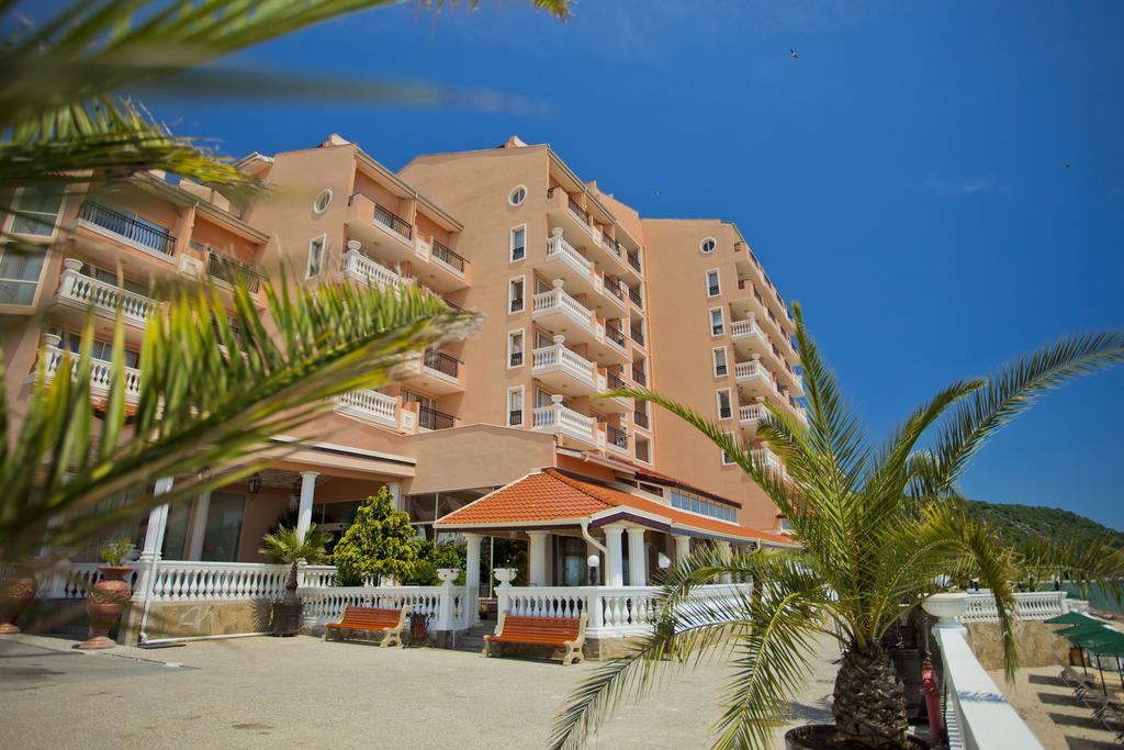Royal Bay Hotel Elenite Esterno foto